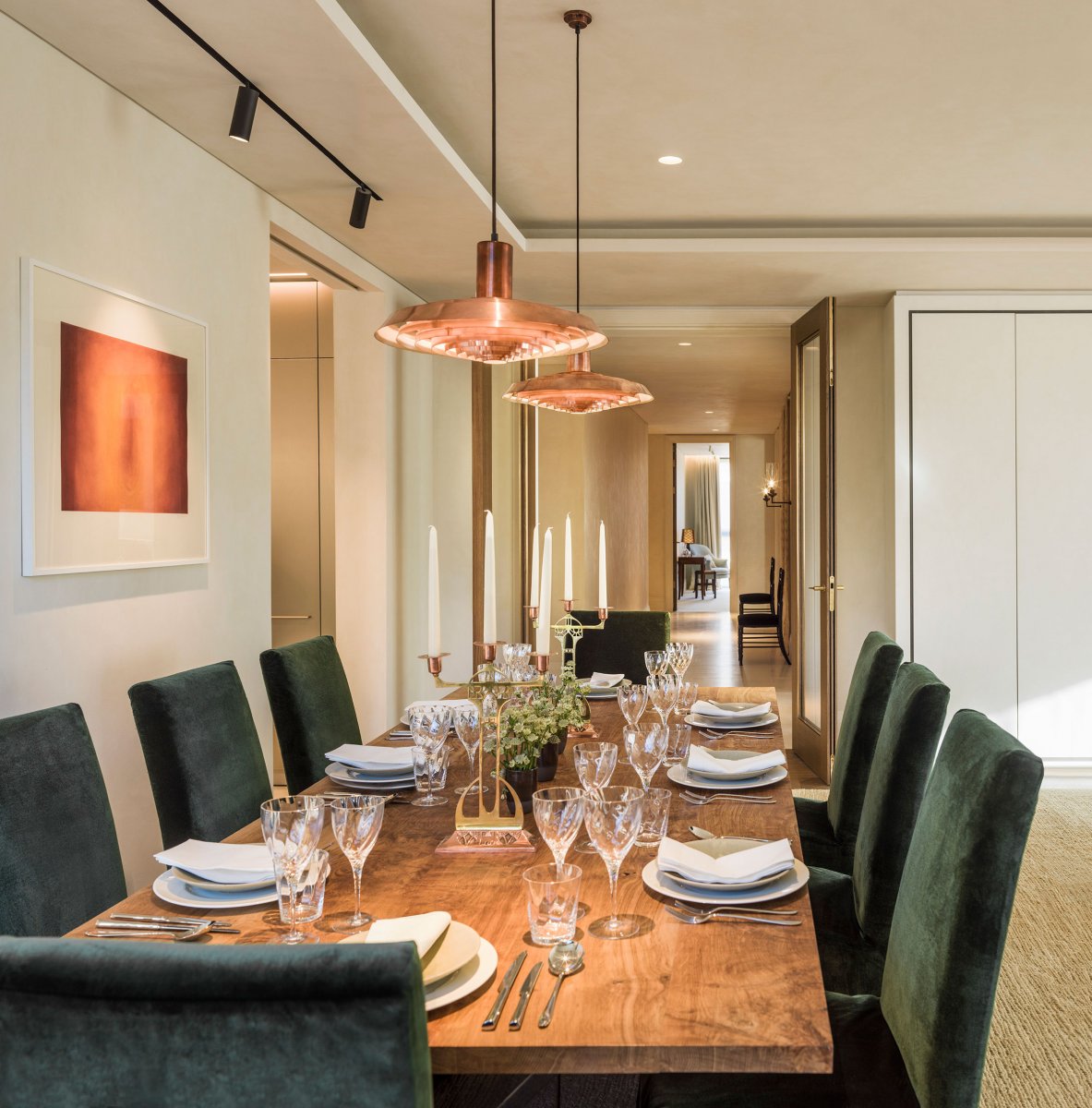 Dining area within the main reception room 